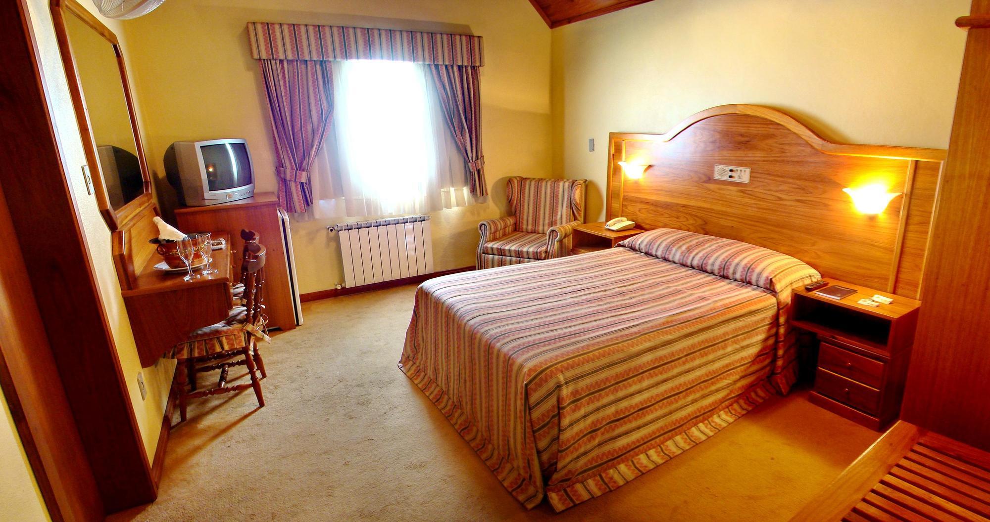 Hotel Sky Грамаду Екстер'єр фото