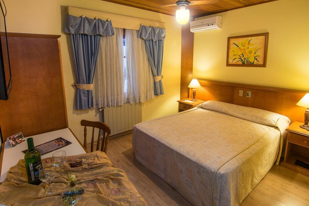 Hotel Sky Грамаду Екстер'єр фото