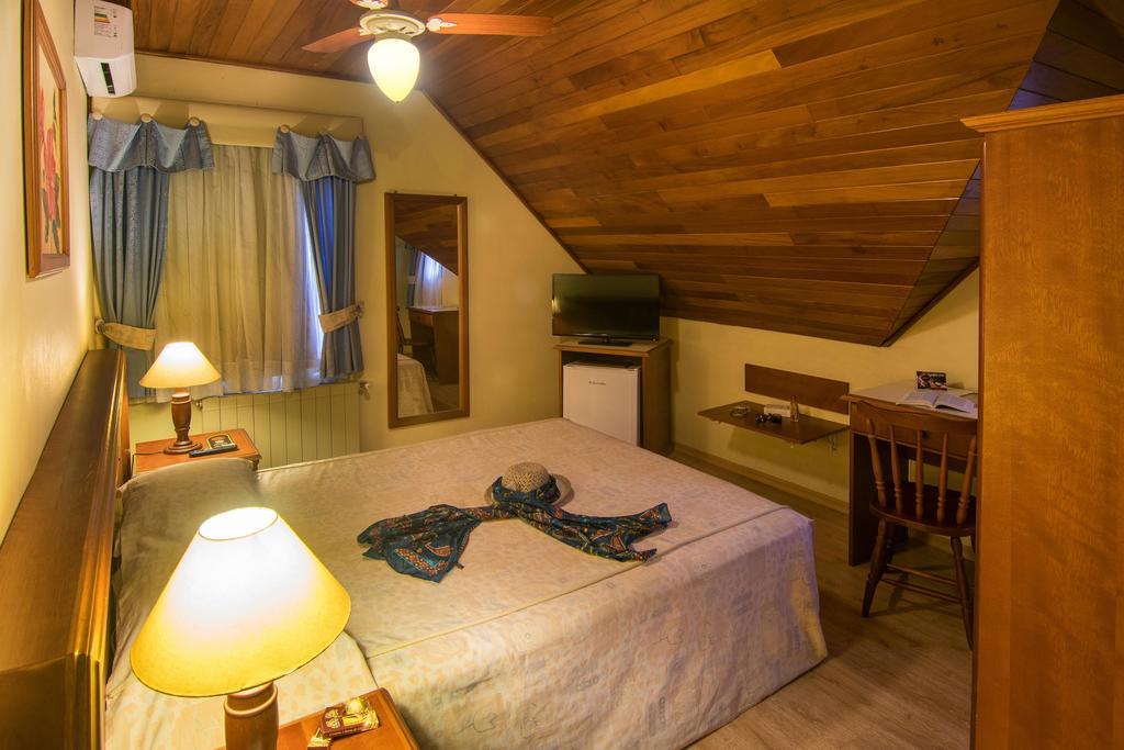 Hotel Sky Грамаду Екстер'єр фото