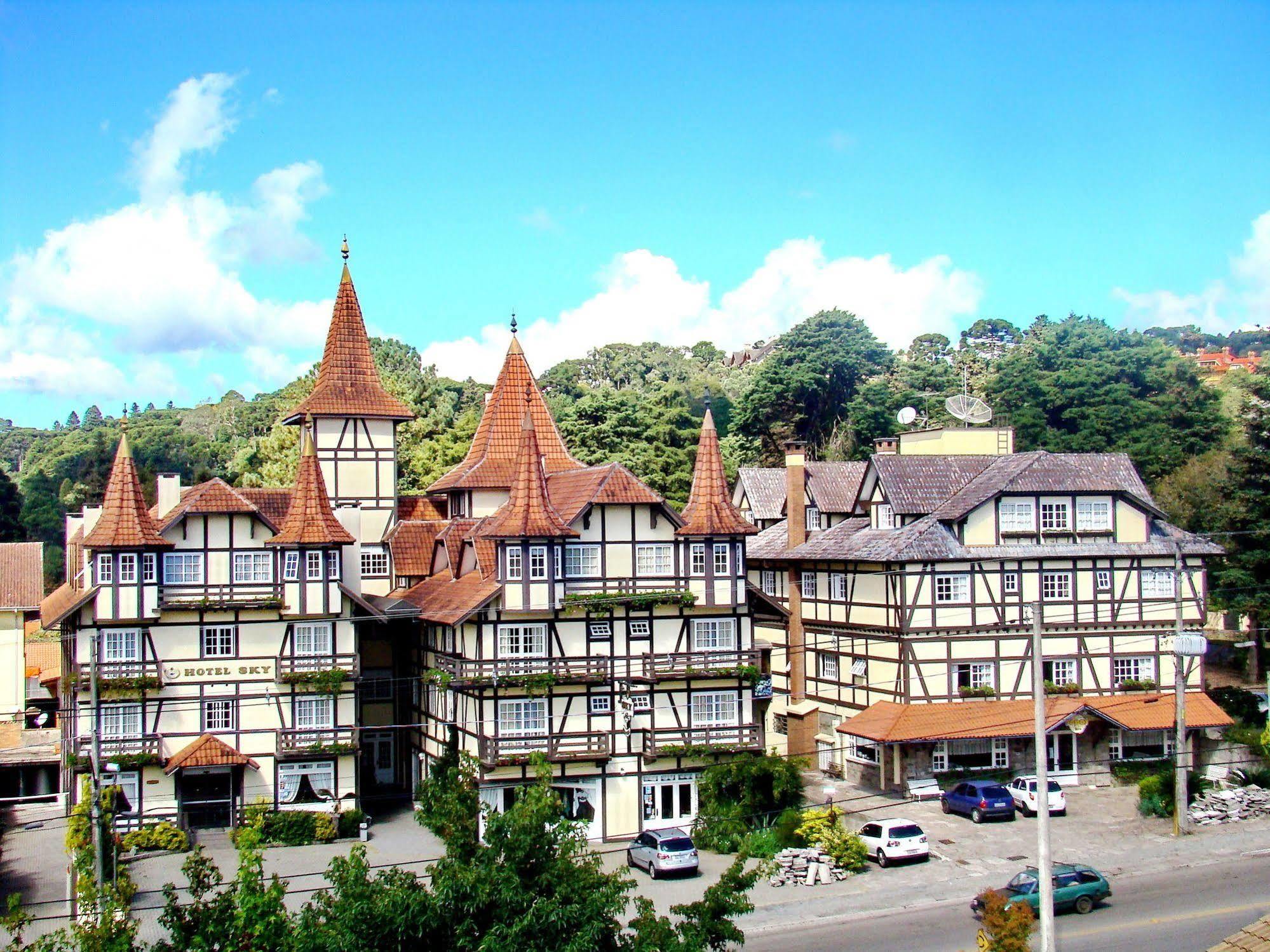 Hotel Sky Грамаду Екстер'єр фото