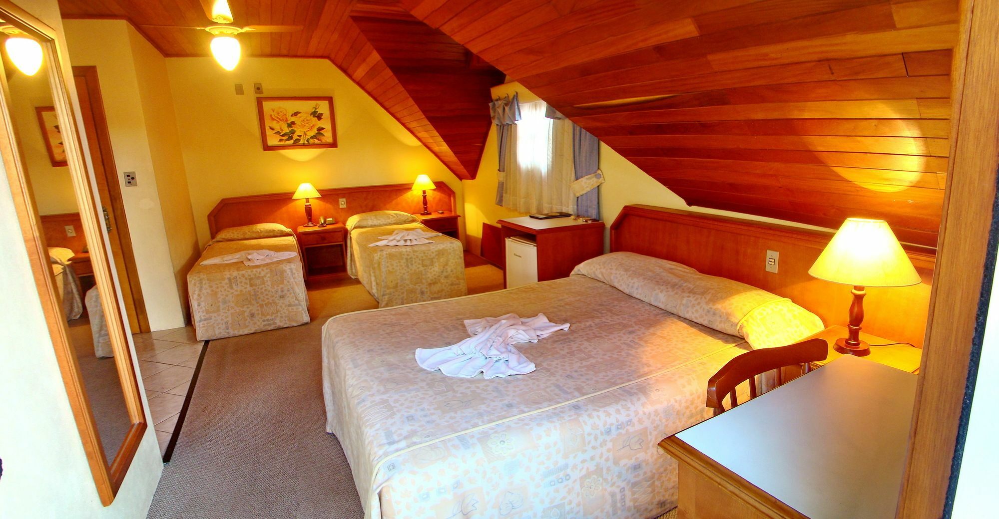 Hotel Sky Грамаду Екстер'єр фото
